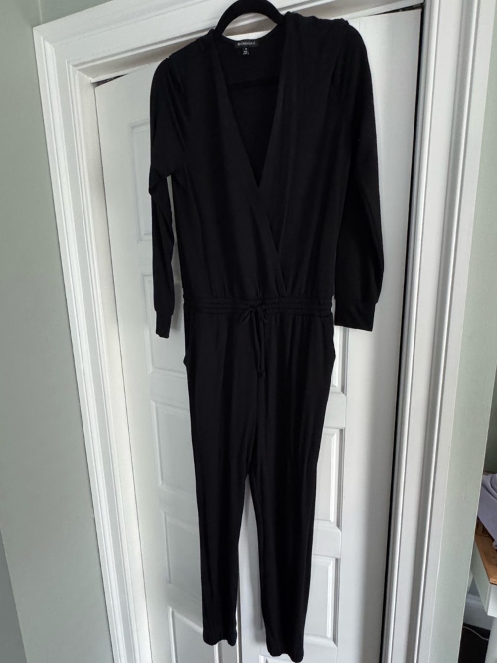 Beyond Yoga Black Long-Sleeve V-Neck Drawstring Jumpsuit